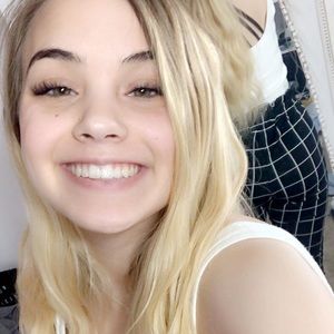 Meet your Posher, Rae-lee